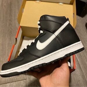 Dunk High Black & White